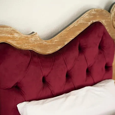 B&y Burgaz Ξενοδοχείο *