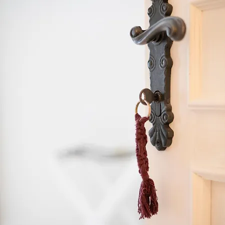 B&y Burgaz Ξενοδοχείο *