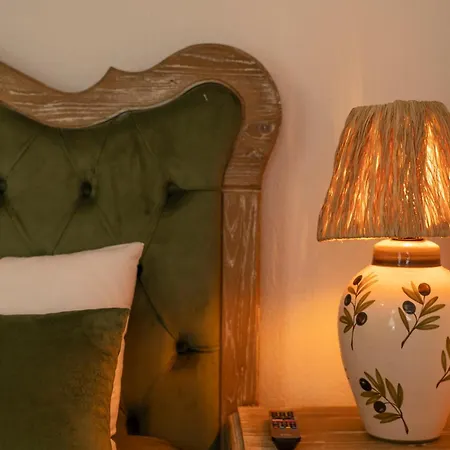 B&y Burgaz * Σελτσούκ