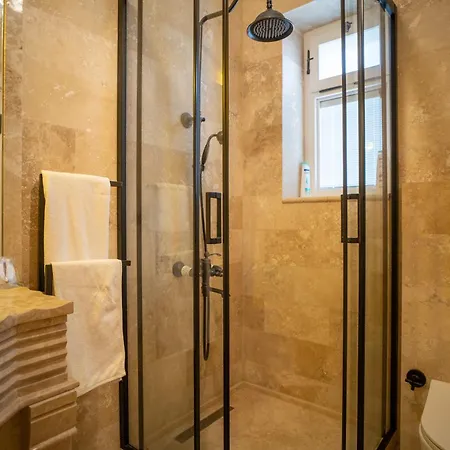 B&Y Burgaz Selcuk