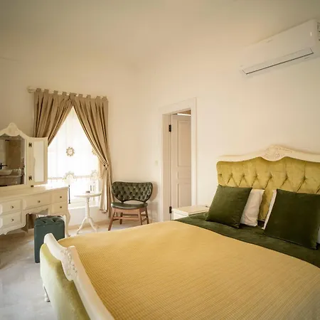 B&Y Burgaz Hotel