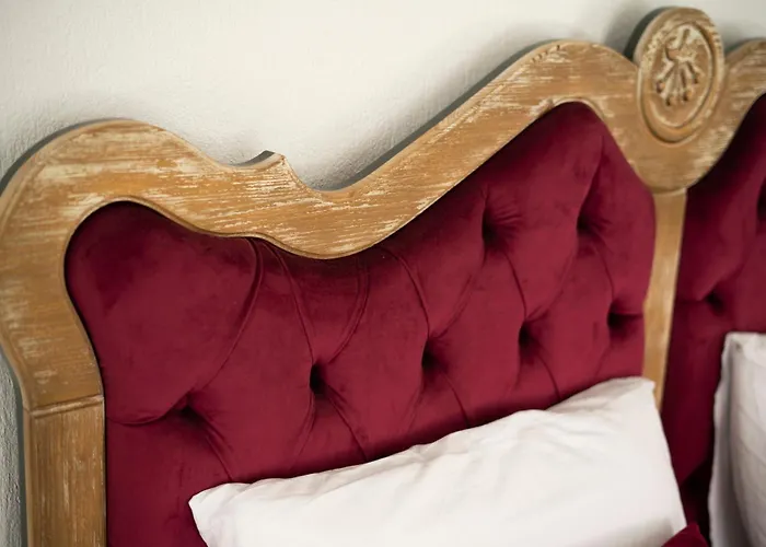 B&y Burgaz מלון *